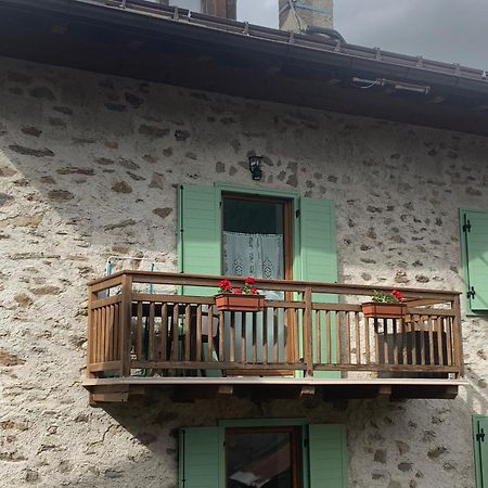 Appartamento Vacanze Chantal เปโย ภายนอก รูปภาพ