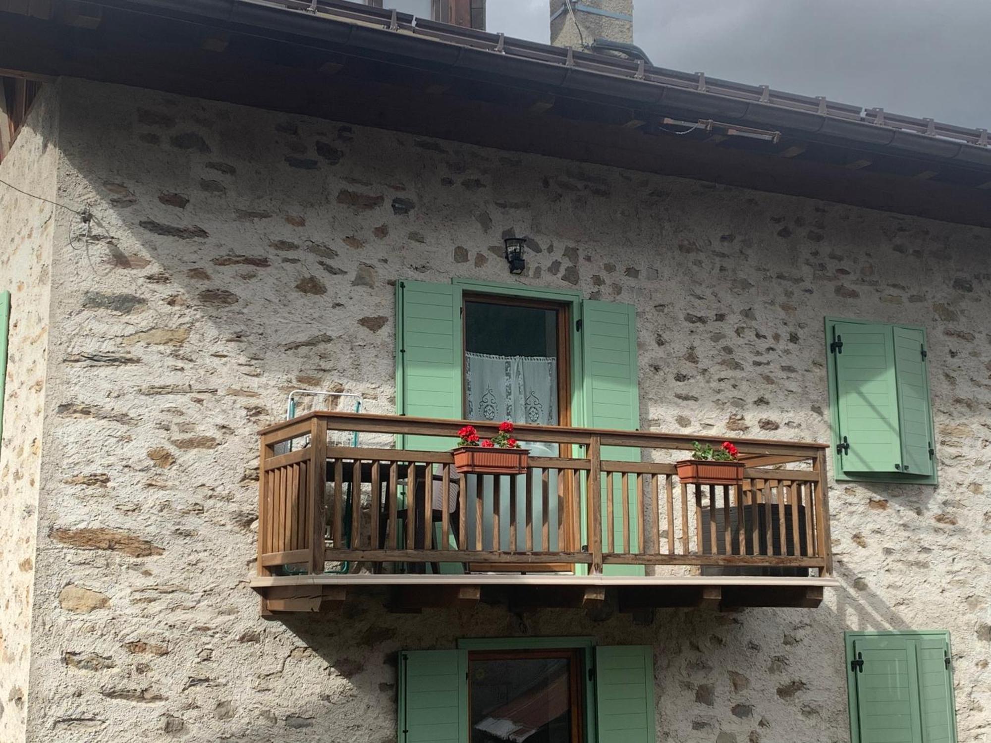 Appartamento Vacanze Chantal เปโย ภายนอก รูปภาพ